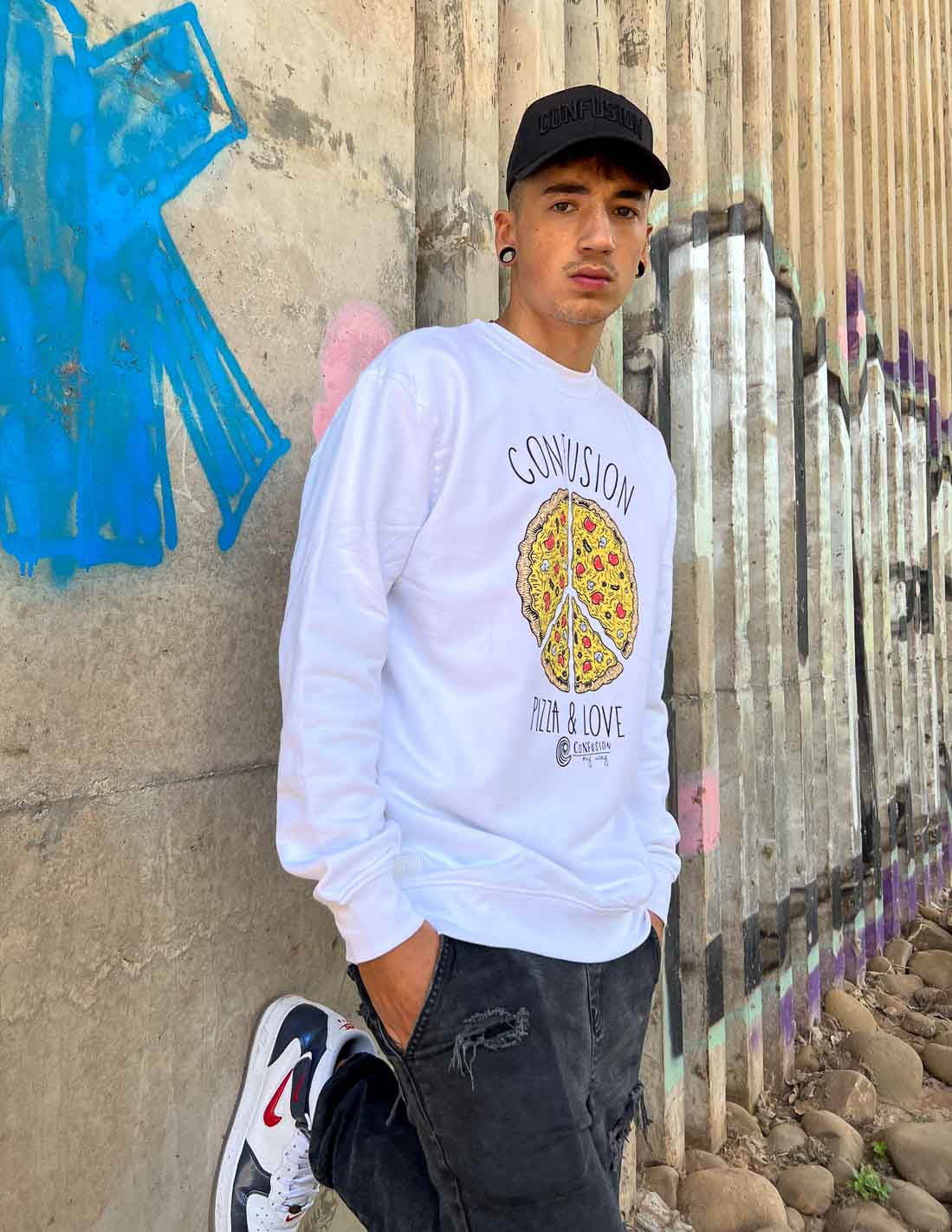 PIZZA WHITE CREWNECK