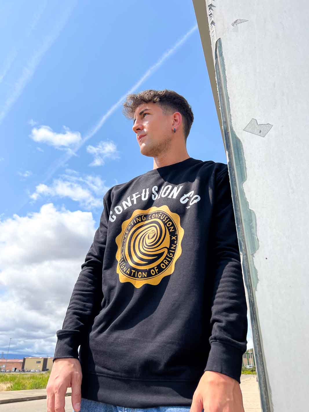 DIAMOND BLACK CREWNECK GOLD