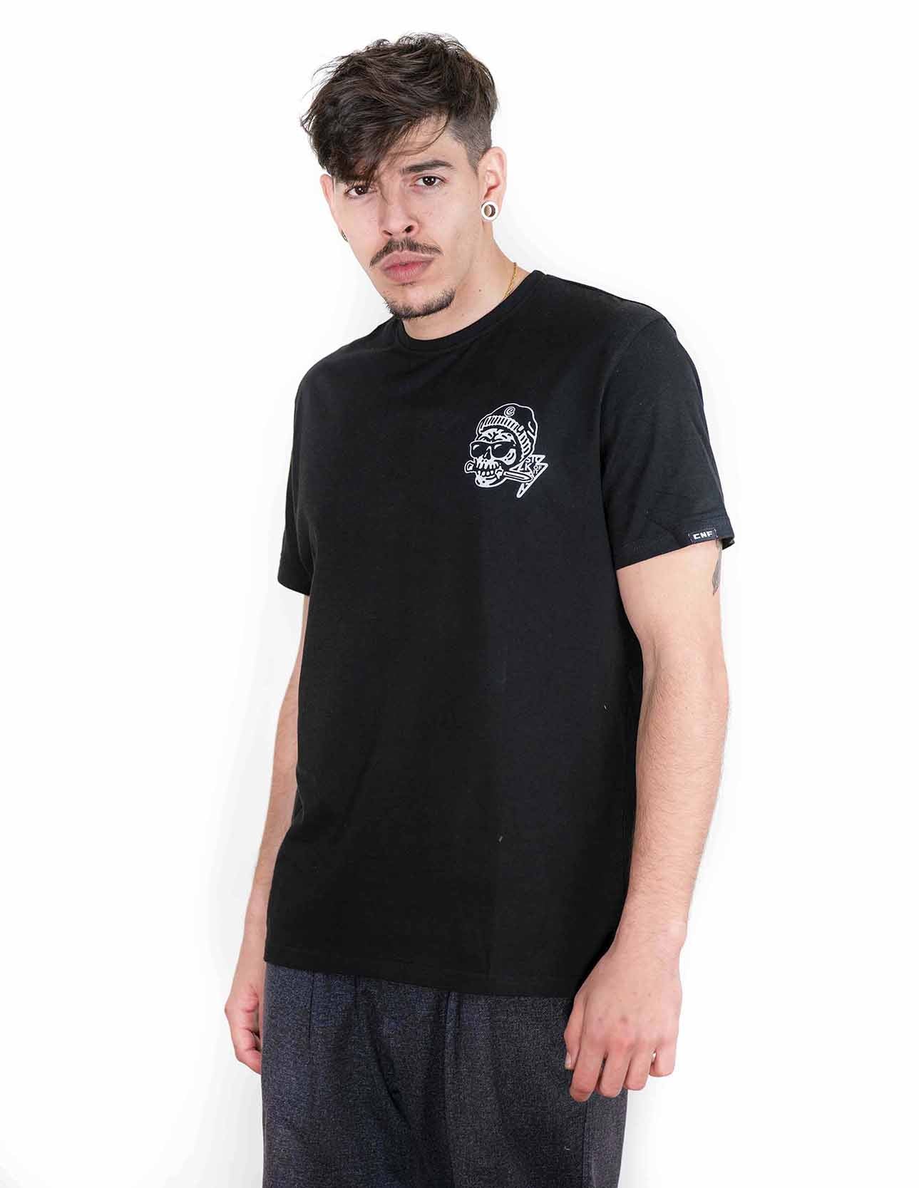 SKULL KNIFE BLACK TSHIRT