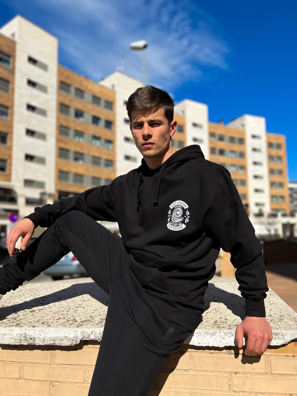 STAY STRONG BLACK HOODIE