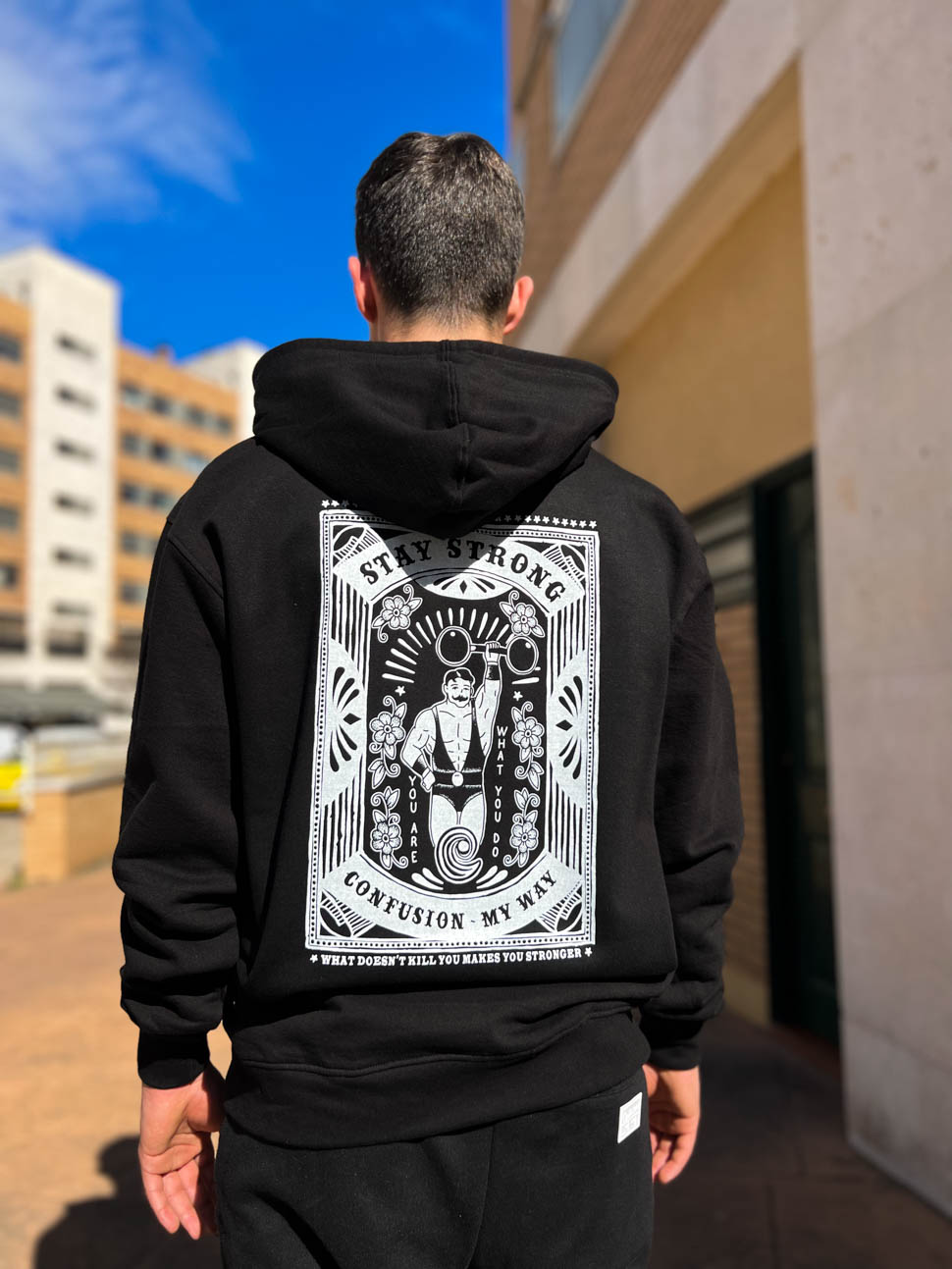 STAY STRONG BLACK HOODIE