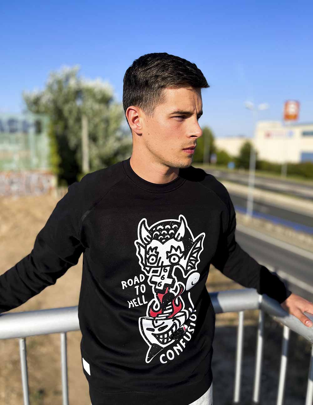 HELL BLACK CREWNECK