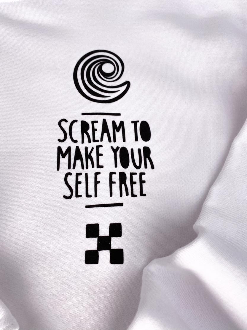 SCREAM CHEST WHITE CREWNECK